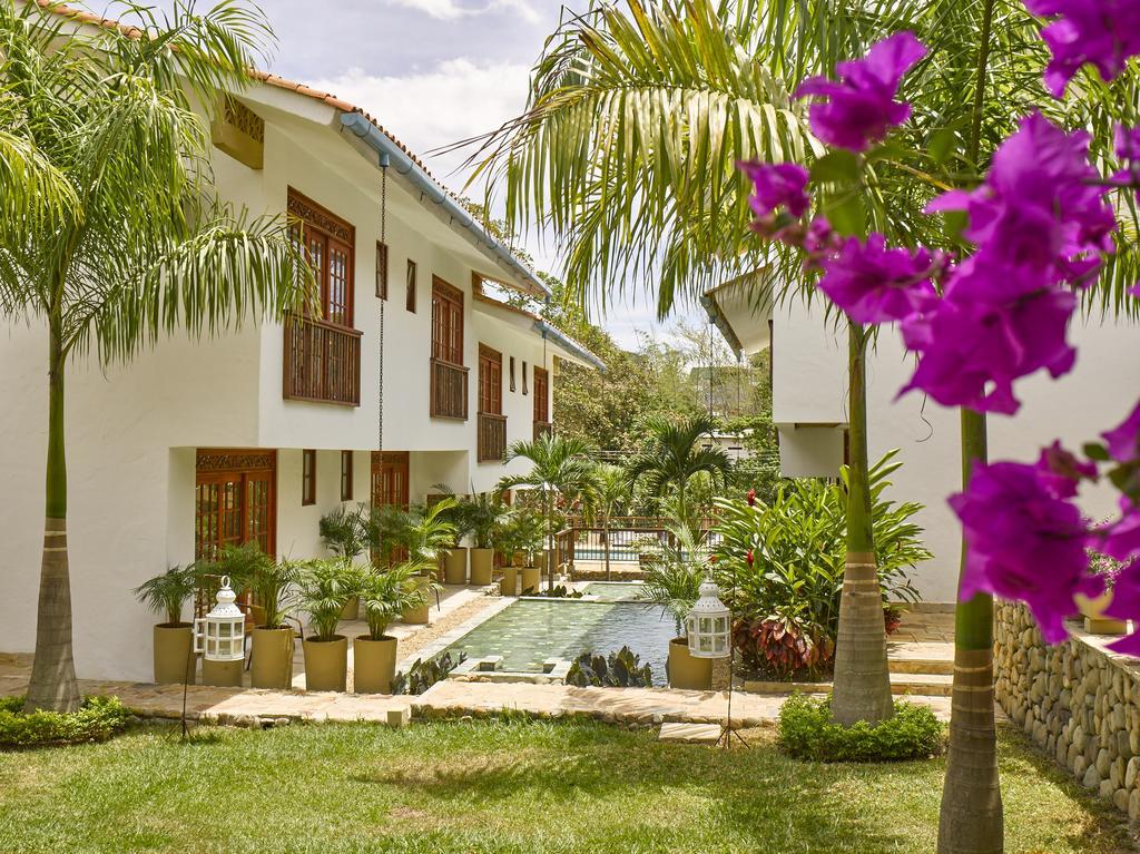 Lombok Hotel & Spa Antes Hotel Casablanca Guaduas Kültér fotó