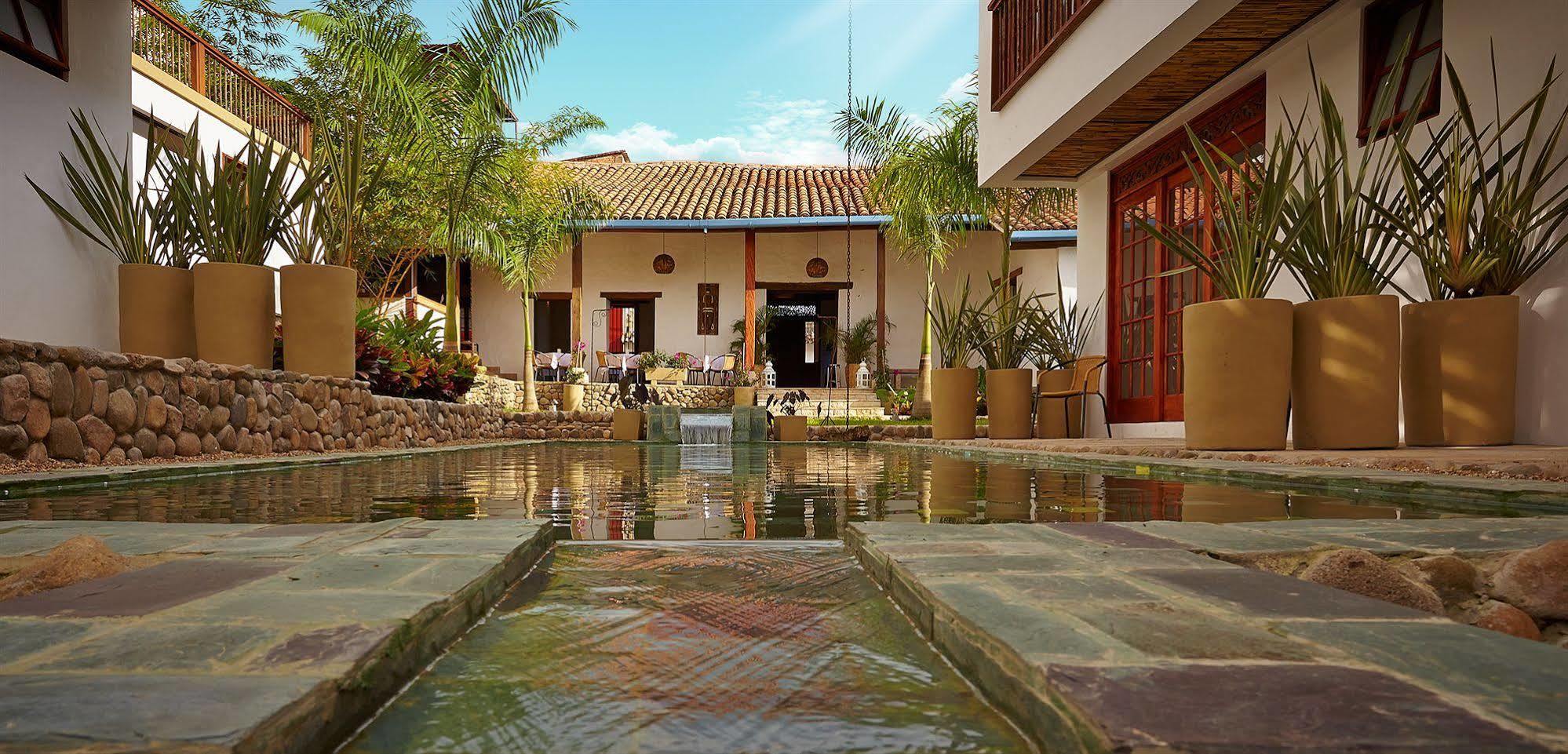 Lombok Hotel & Spa Antes Hotel Casablanca Guaduas Kültér fotó